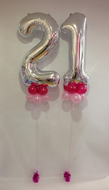 Age 21 Silver Large Numbers with a Double Pink Balloon Collar