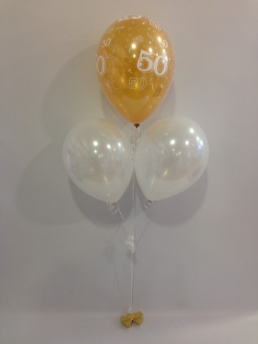 50 Gold and White 3 Latex Pyramid Balloon Bouquet